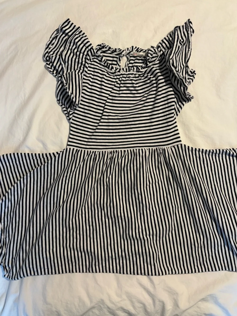 Bundle Girls Size 5- 3 dress and 4 tops (crew cuts, polo by Ralph Lauren, gap)